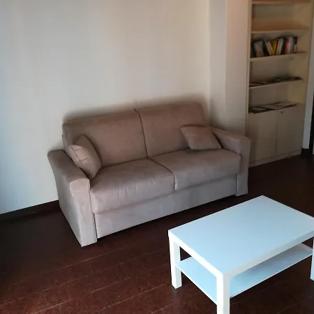 Fiumelatte Terrace ヴァレンナ